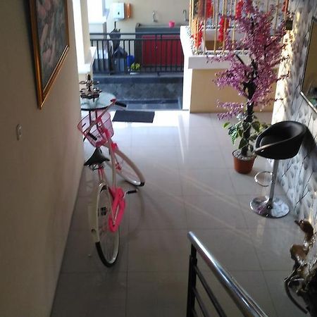 Hotel Diponegoro House Salatiga Exterior foto
